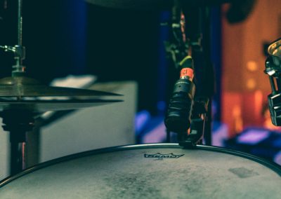 Micrófoneria de calidad para los instrumentos. Evento: El Sueño del Maestro